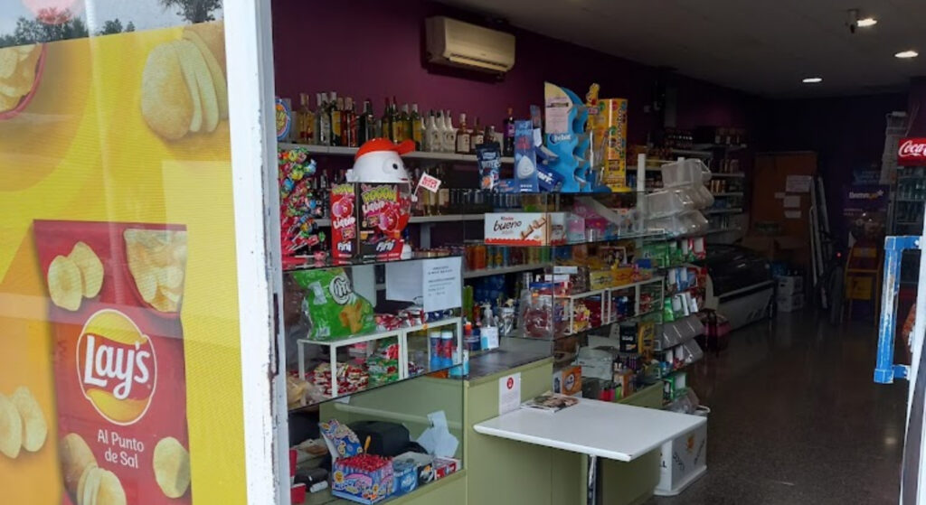 Locutorio y alimentacón mi tierra
