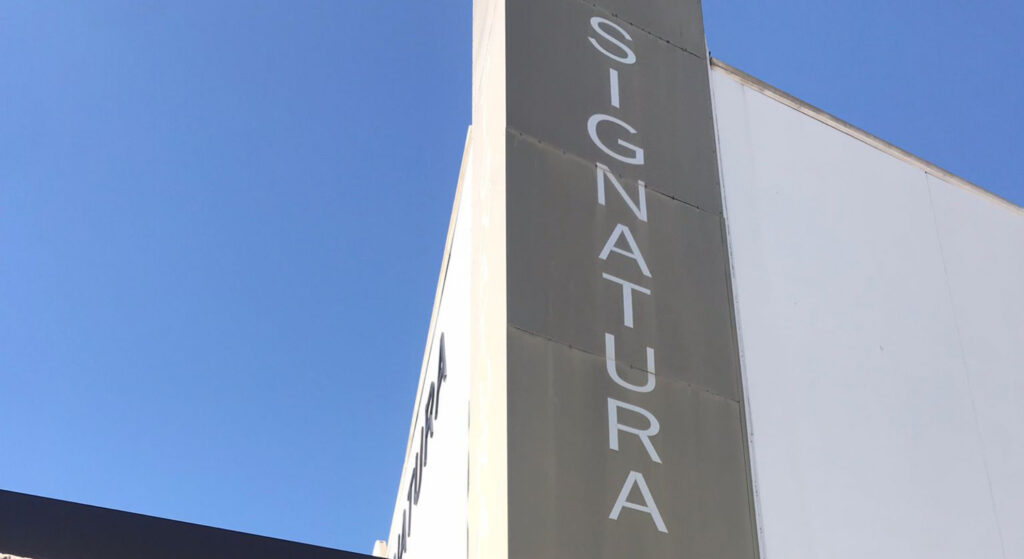 SIGNATURA