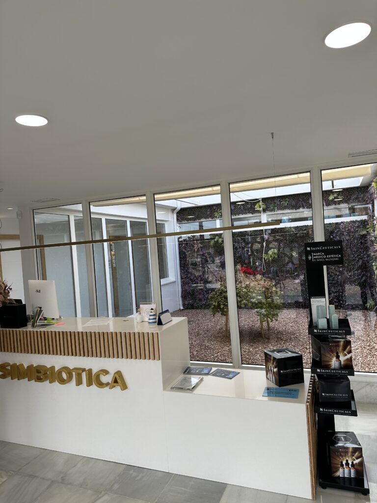 716 interior 1