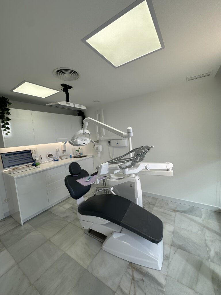716 interior 6